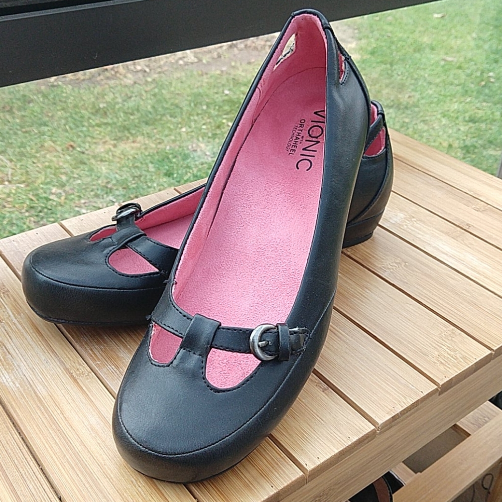 Black Vionic Shoes